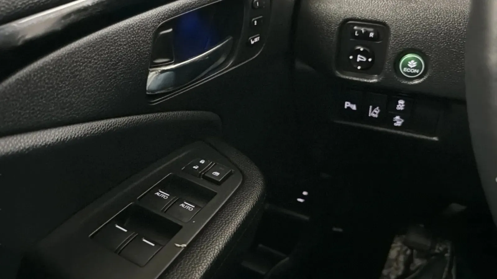 Honda Pilot photo 16