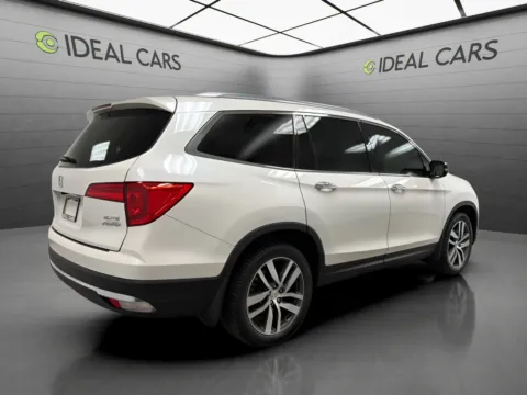 More photos of 2017 Honda Pilot Elite at Ideal Cars - at Alma School Rd, AZ