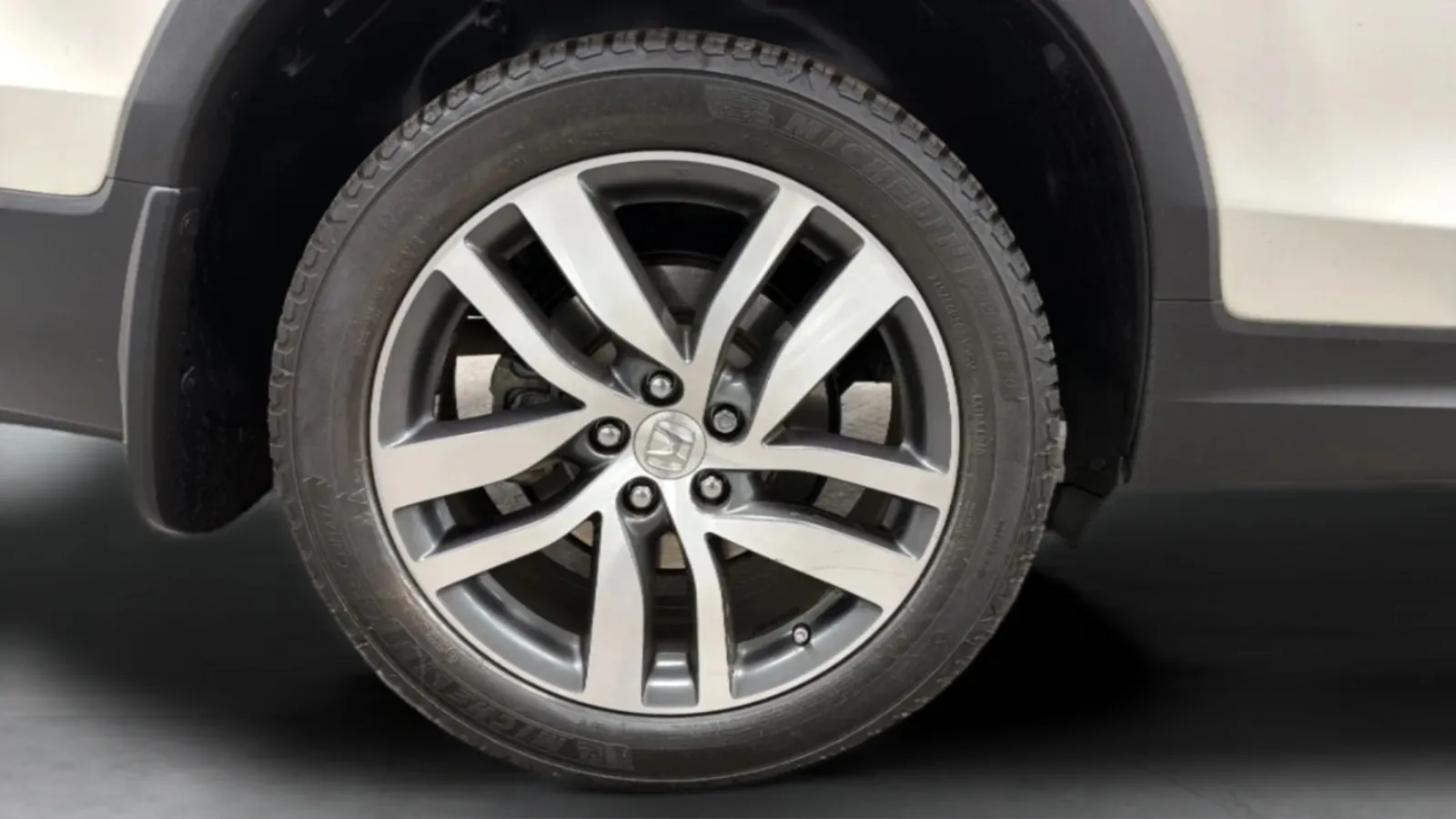 Honda Pilot photo 31