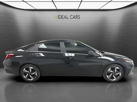 More photos of 2021 Hyundai ELANTRA Limited at Ideal Cars - at Alma School Rd, AZ