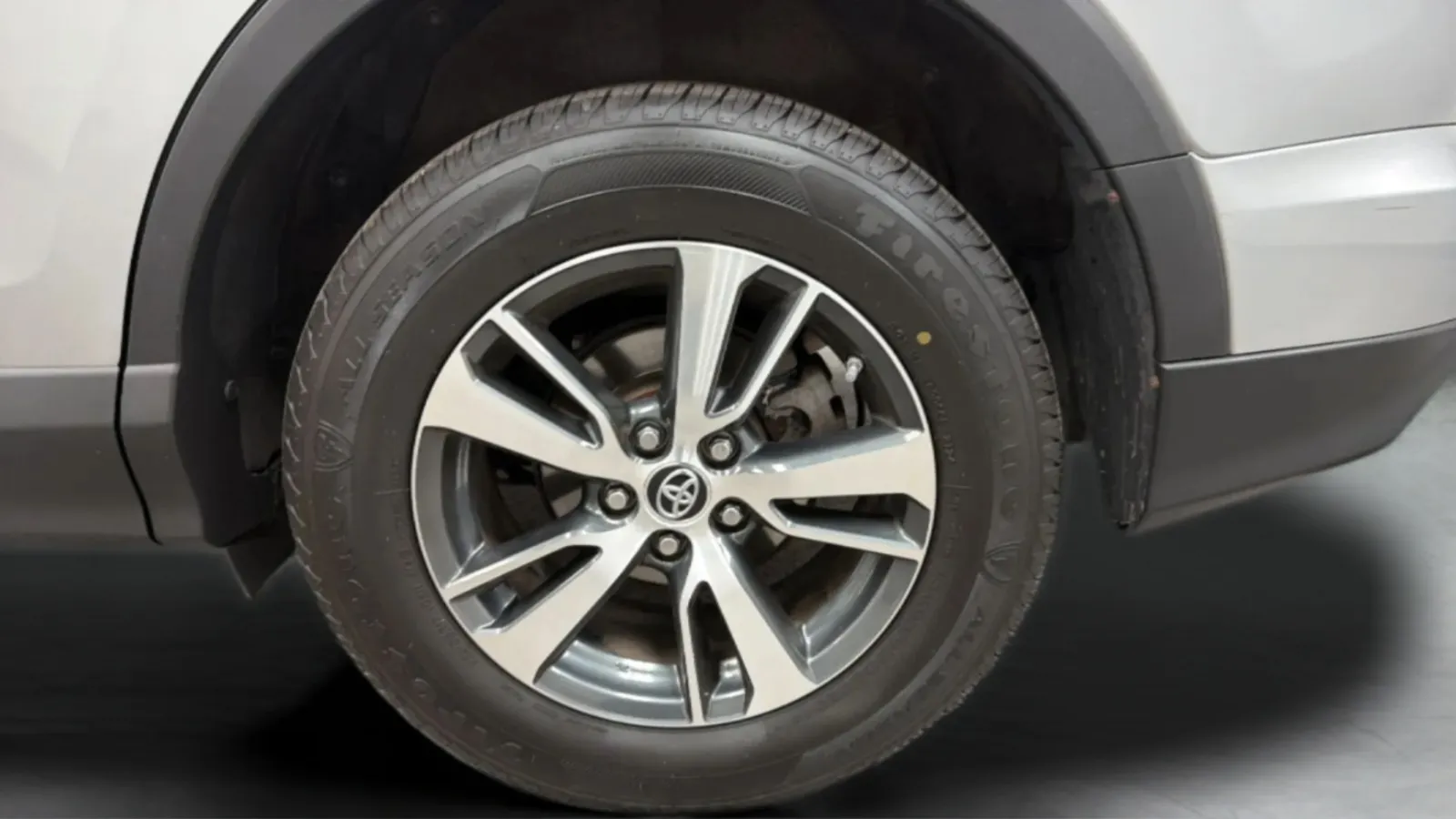 Toyota RAV4 photo 29