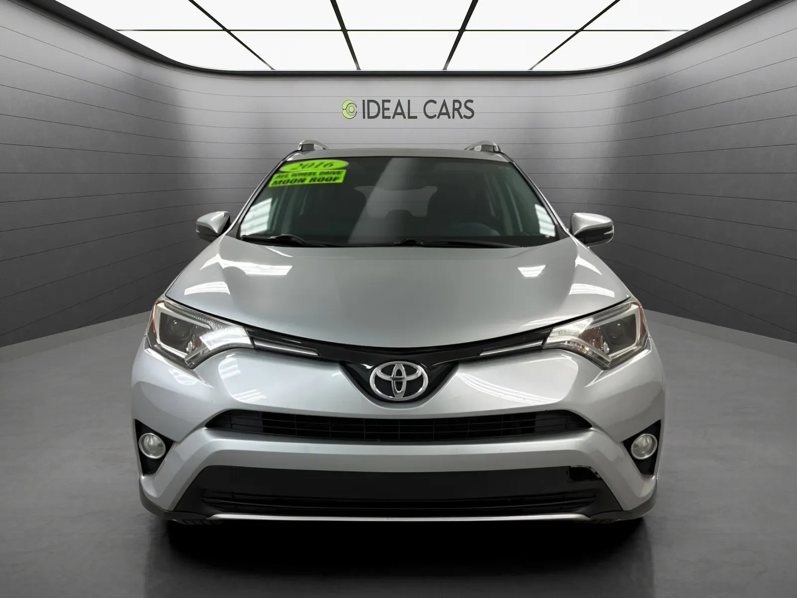 Toyota RAV4 photo 2