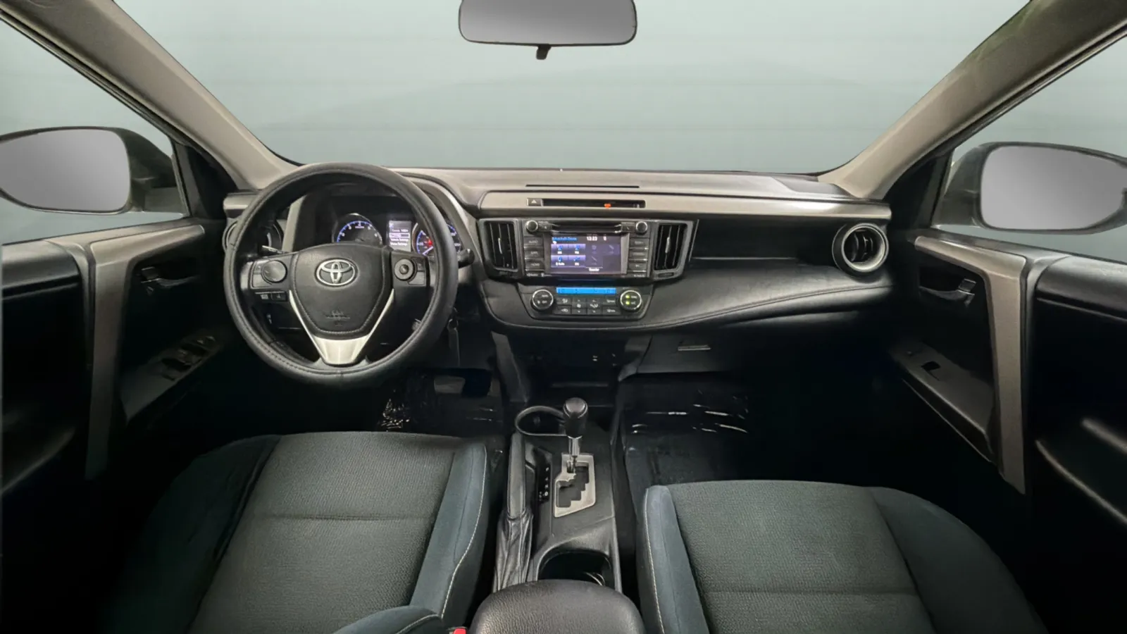 Toyota RAV4 photo 9