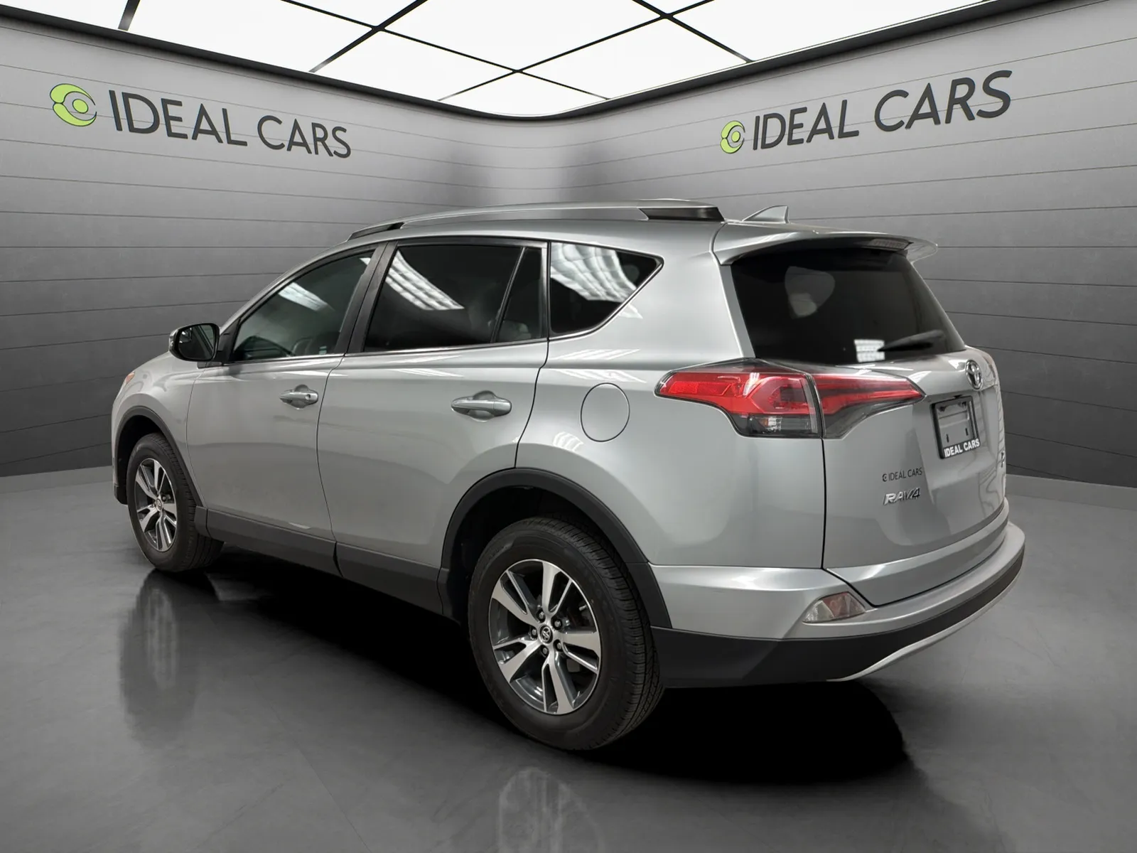 Toyota RAV4 photo 7