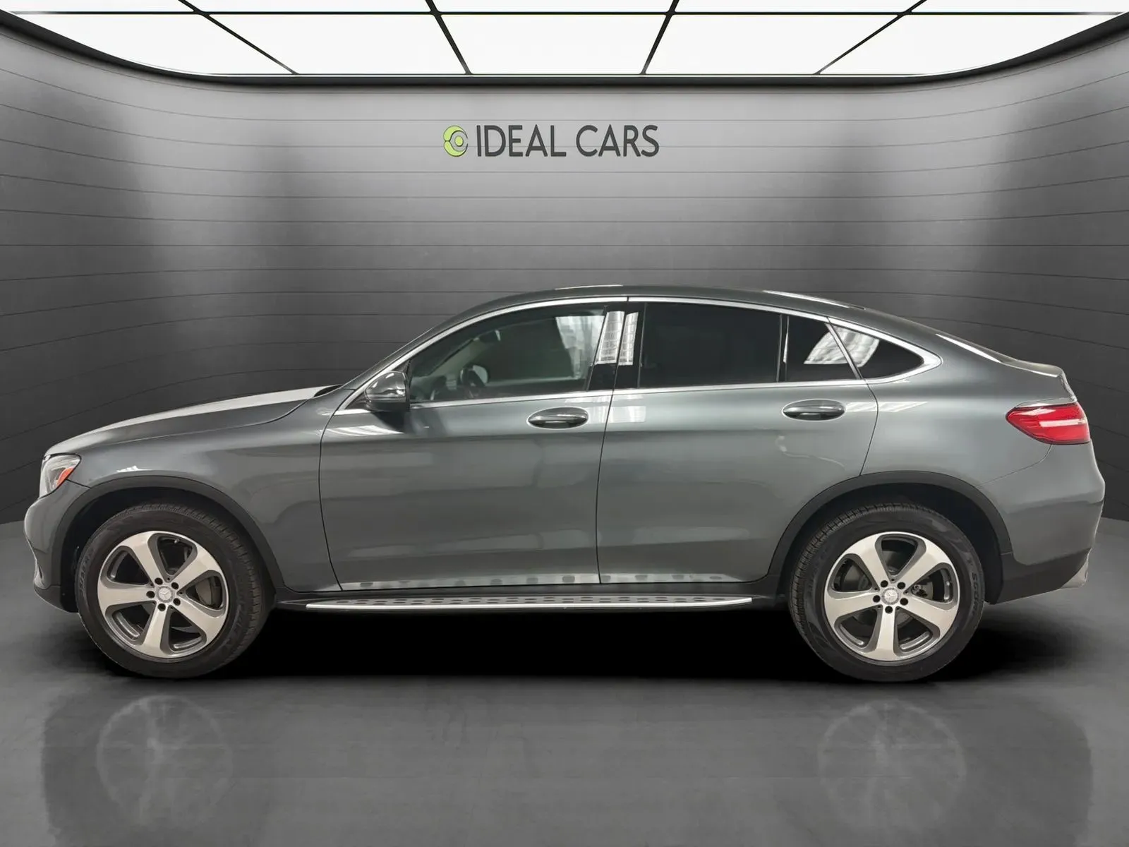 Mercedes-Benz GLC photo 8
