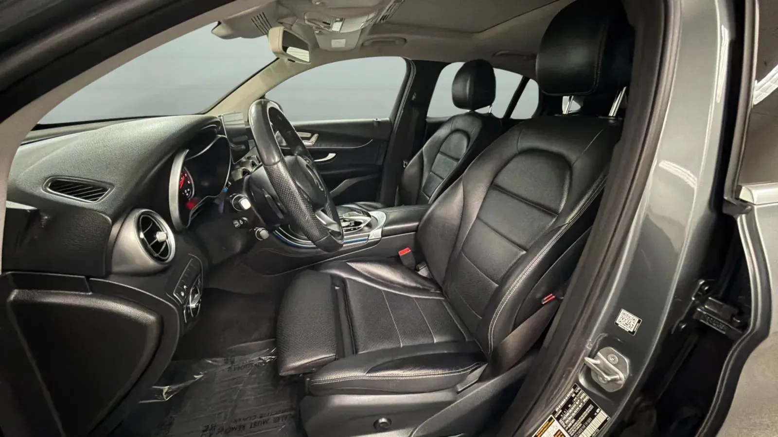 Mercedes-Benz GLC photo 20