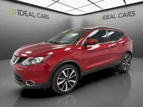 Red 2018 Nissan Rogue Sport SL for sale in Mesa, AZ