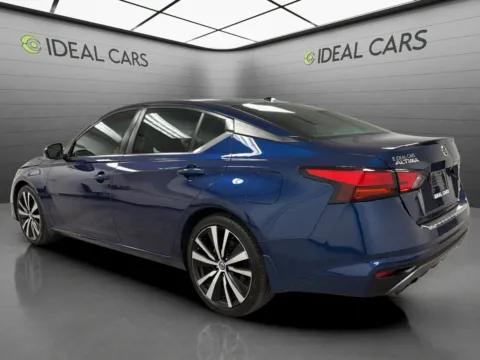 Another view of 2021 Nissan Altima 2.0 SR for sale in Mesa, AZ at Ideal Cars - at Alma School Rd
