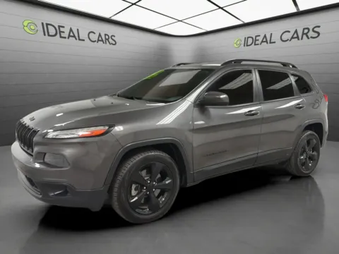 Gray 2018 Jeep Cherokee Latitude for sale in Mesa, AZ