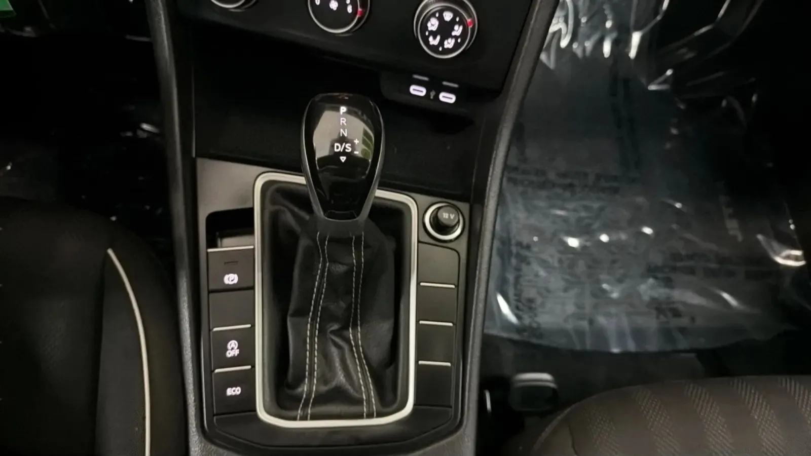 Volkswagen Jetta photo 10