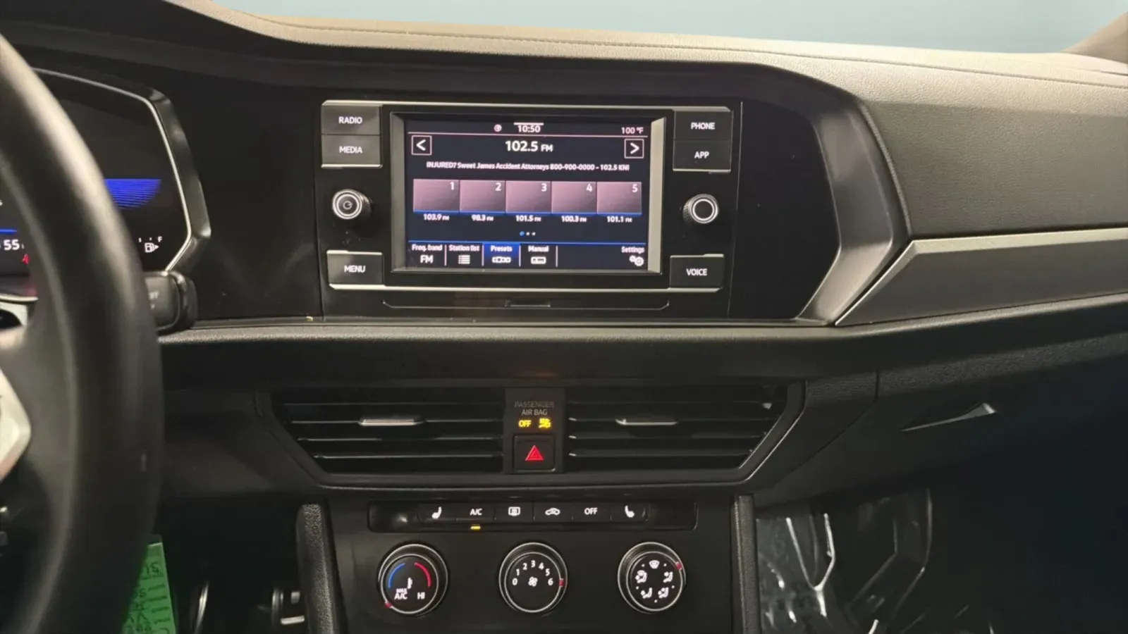 Volkswagen Jetta photo 12