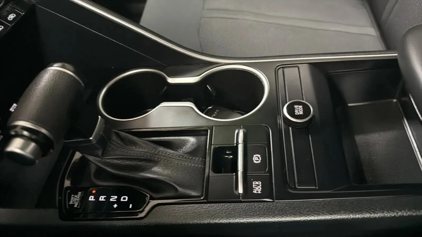 Kia K5 photo 12