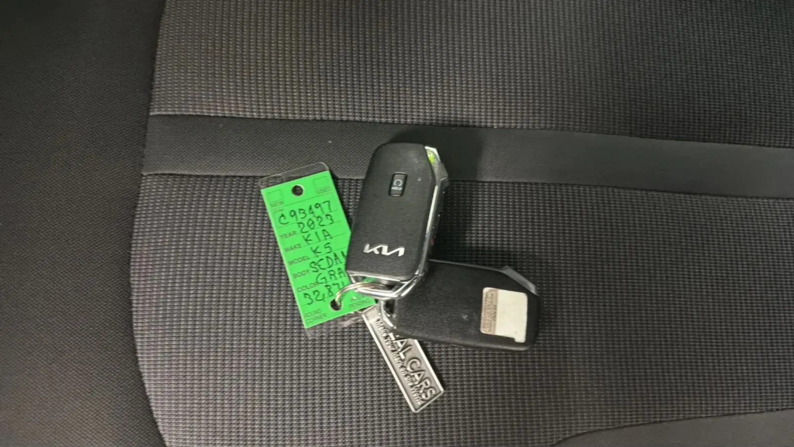 Kia K5 photo 22