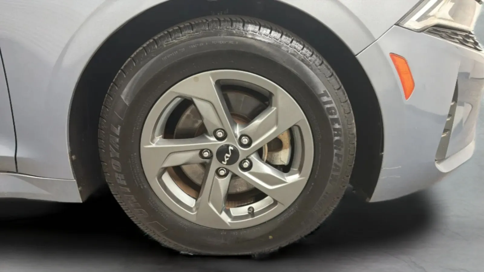Kia K5 photo 23