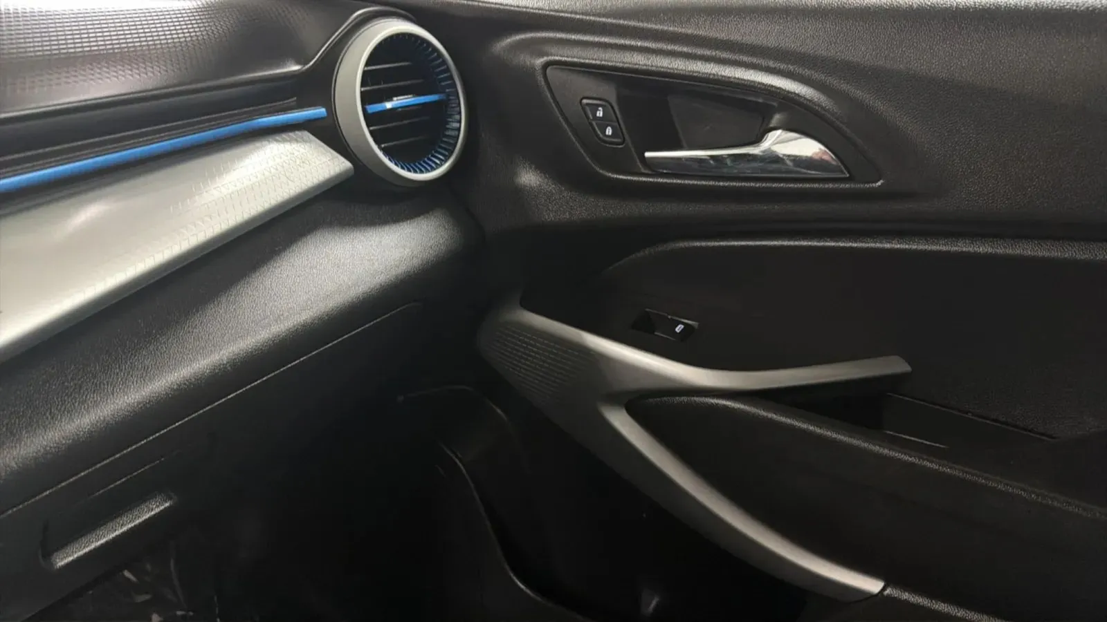 Chevrolet Trax photo 16