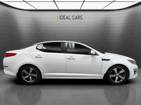 More photos of 2015 Kia Optima EX at Ideal Cars - at Alma School Rd, AZ