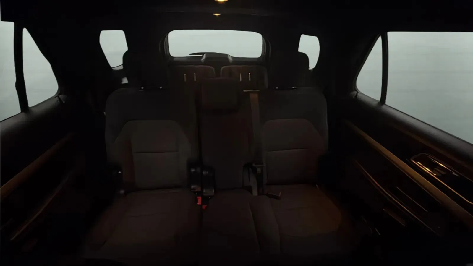 Ford Explorer photo 20