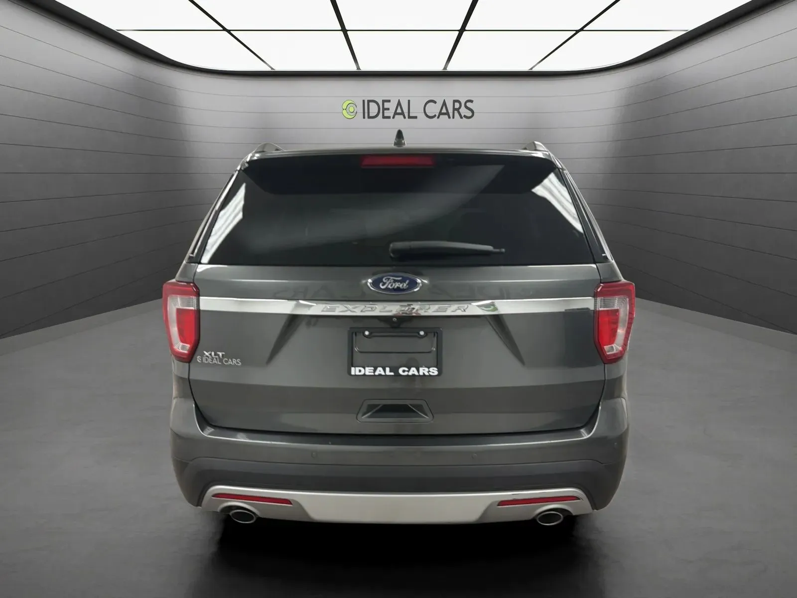 Ford Explorer photo 7
