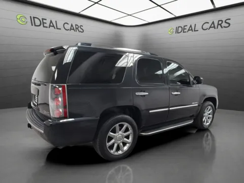 More photos of 2011 GMC Yukon Denali at Ideal Cars - Broadway, AZ
