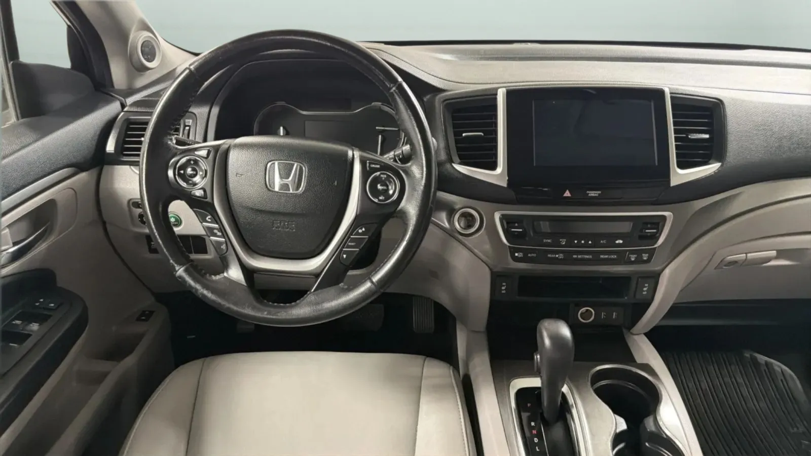 Honda Pilot photo 10