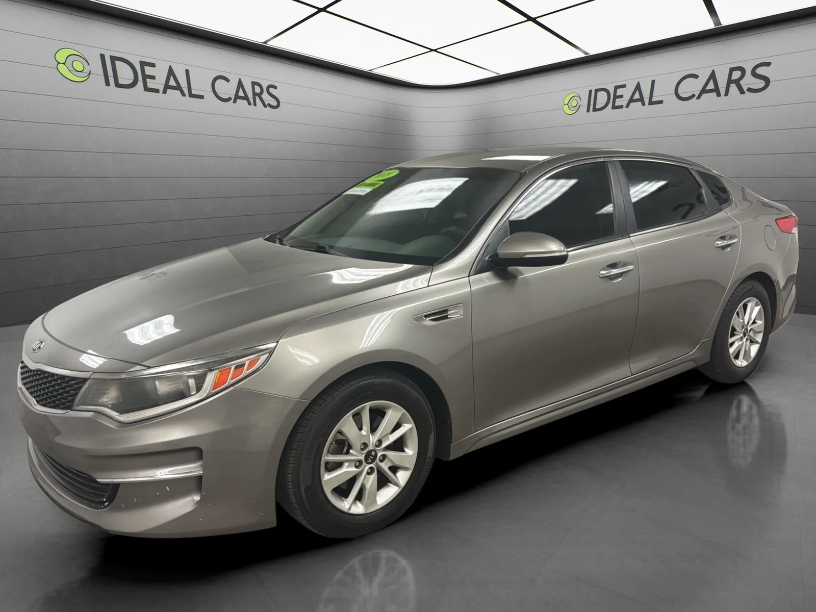 Gray 2018 Kia Optima LX for sale in Mesa, AZ