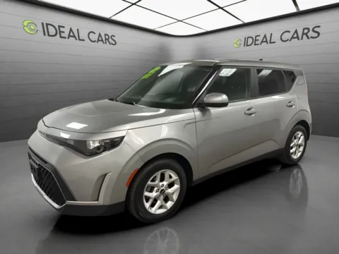 Gray 2023 Kia Soul LX for sale in Mesa, AZ
