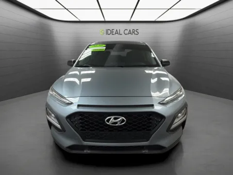 Photos of 2020 Hyundai KONA SE for sale in Mesa, AZ at Ideal Cars - at Alma School Rd