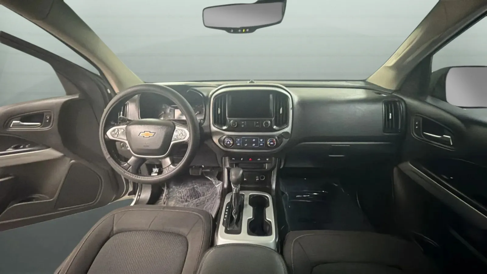 Chevrolet Colorado photo 9