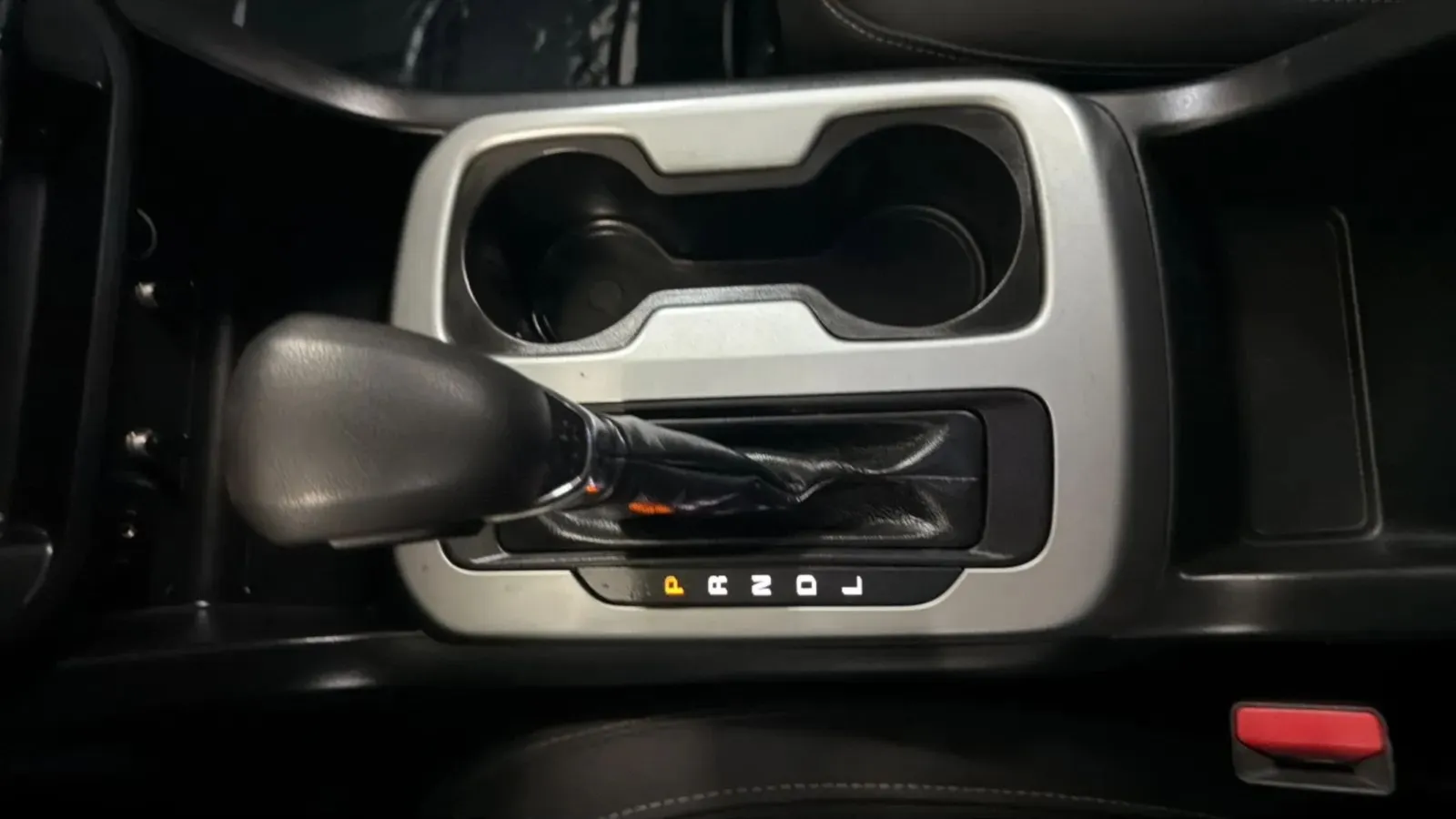 Chevrolet Colorado photo 12