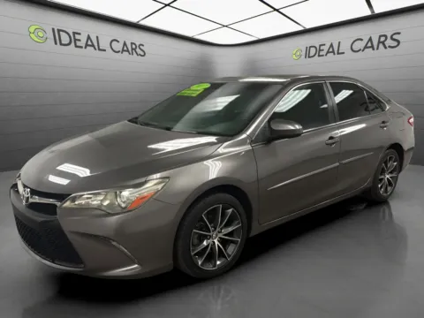Gray 2017 Toyota Camry XSE for sale in Mesa, AZ