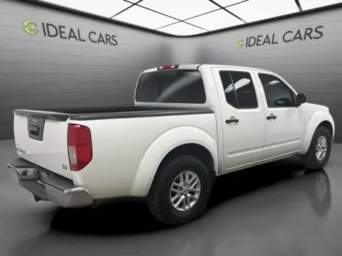 More photos of 2017 Nissan Frontier SV V6 at Ideal Cars - at Alma School Rd, AZ
