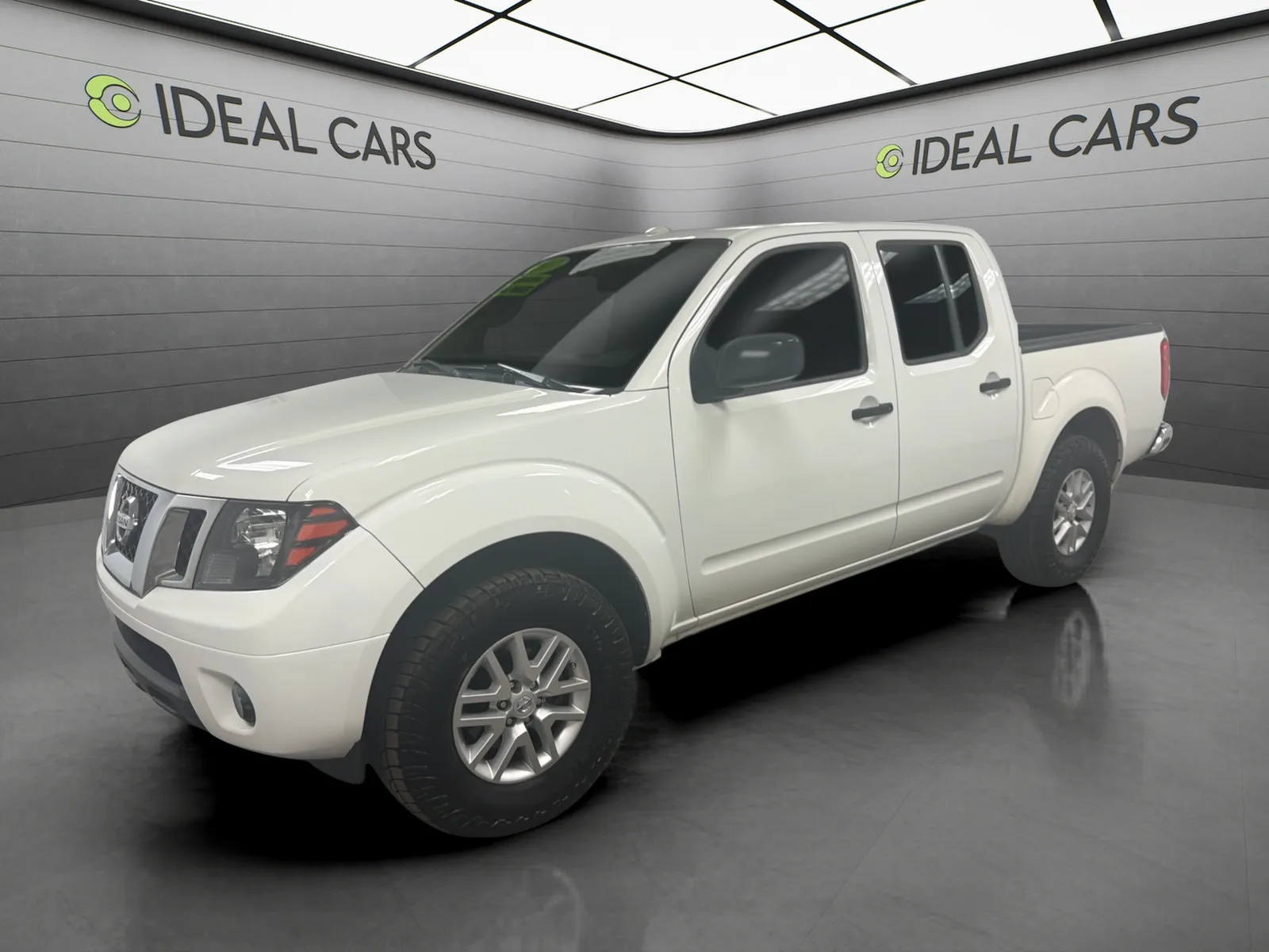 White 2017 Nissan Frontier SV V6 for sale in Mesa, AZ