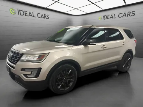 Beige 2017 Ford Explorer XLT for sale in Mesa, AZ