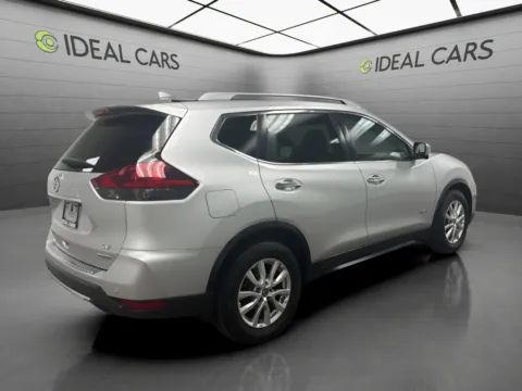 More photos of 2019 Nissan Rogue Hybrid SV at Ideal Cars - at Alma School Rd, AZ