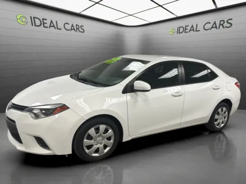 White 2016 Toyota Corolla LE for sale in Mesa, AZ