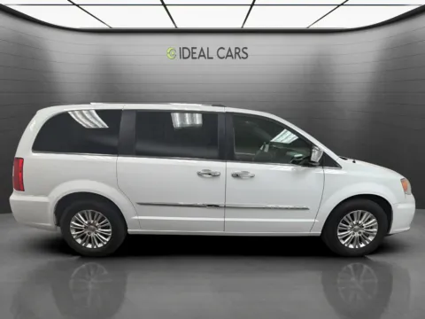More photos of 2016 Chrysler Town and Country Limited at Ideal Cars - at Alma School Rd, AZ