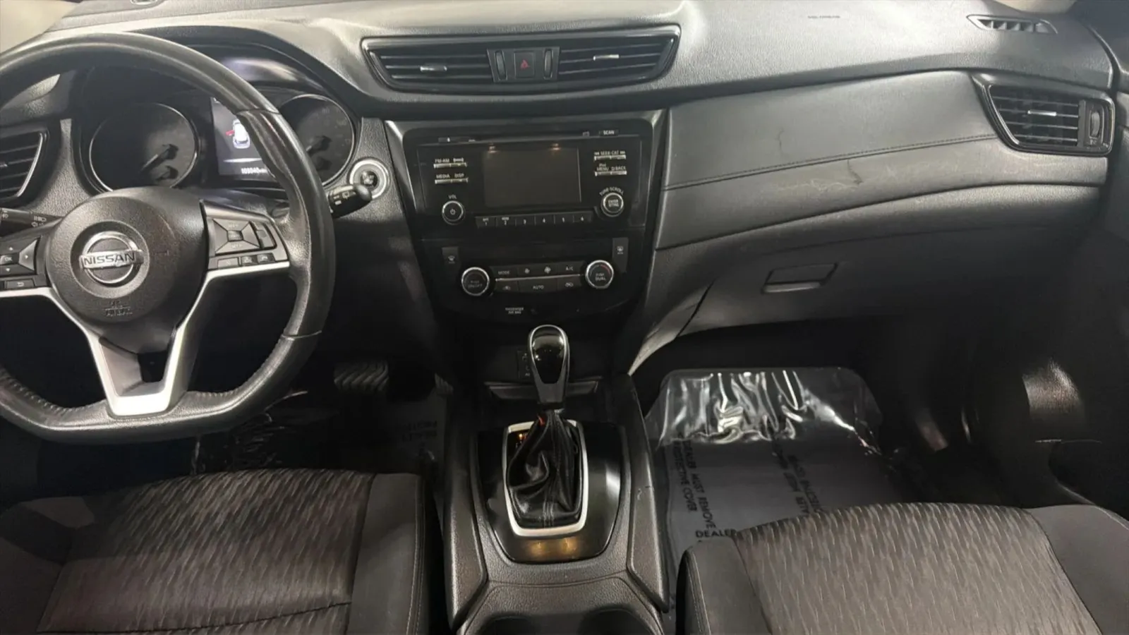 Nissan Rogue photo 17