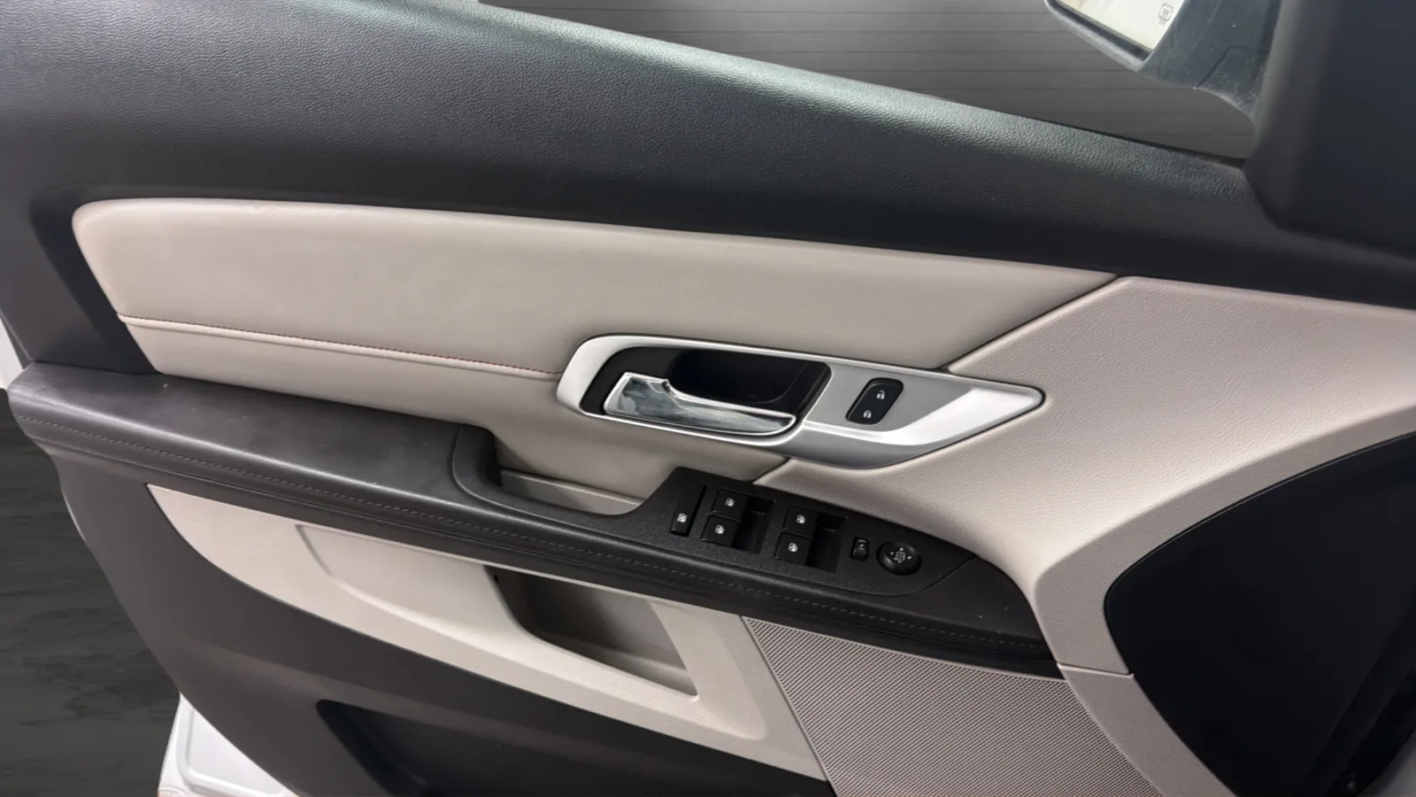 GMC Terrain photo 16