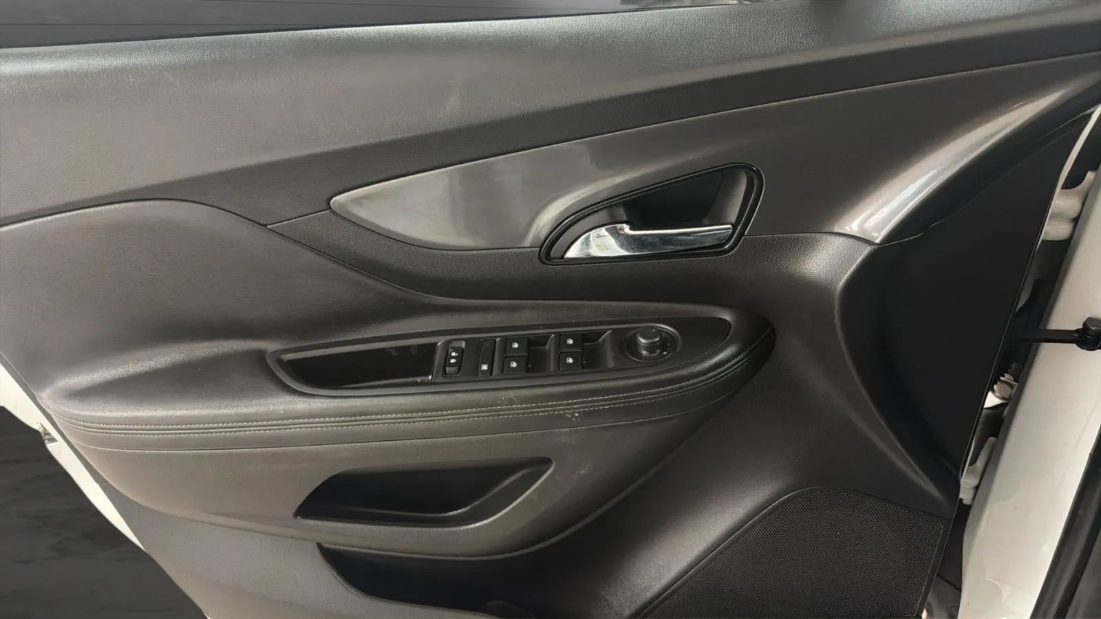 Buick Encore photo 17