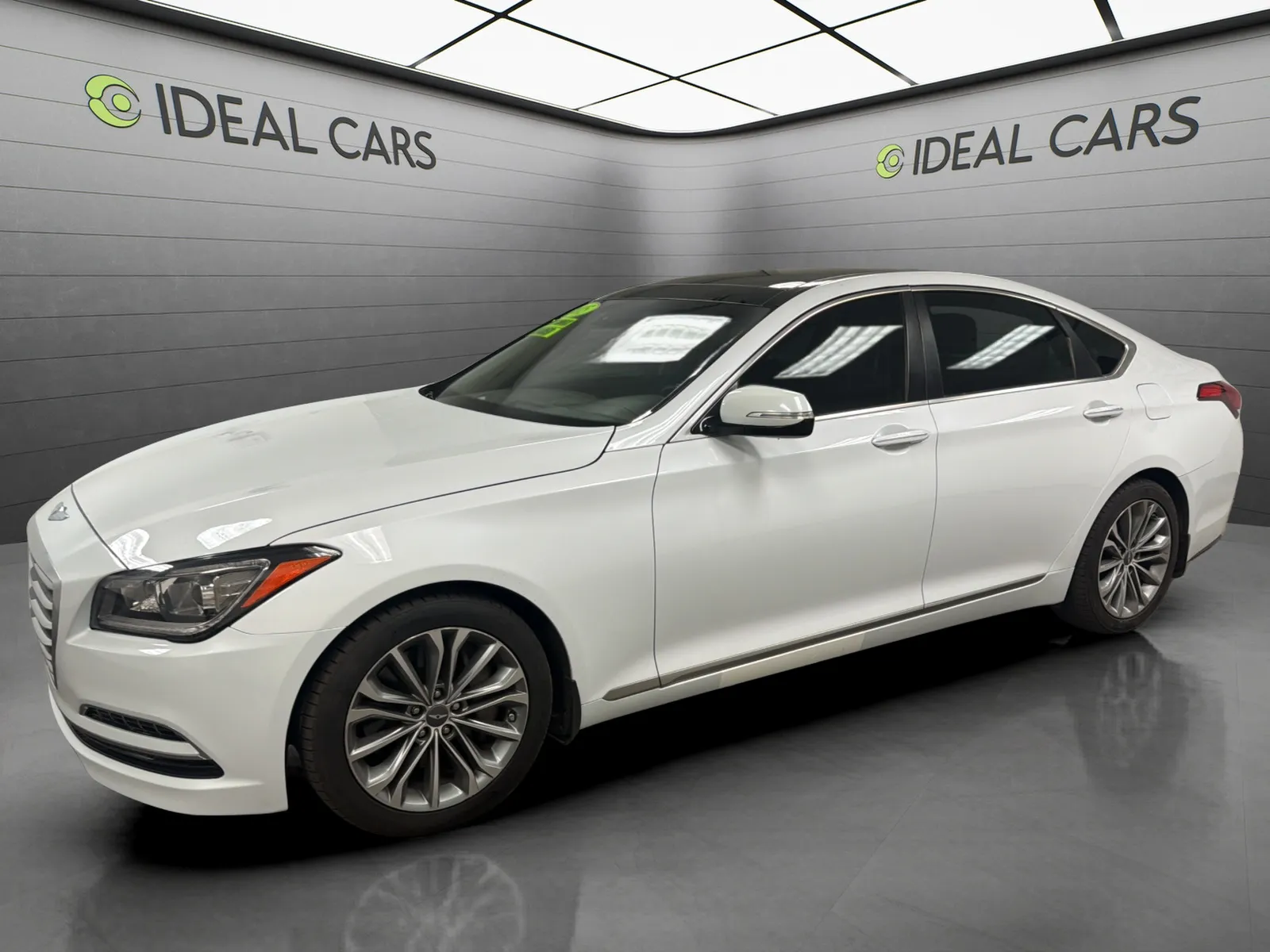 White 2015 Hyundai Genesis 3.8L for sale in Mesa, AZ