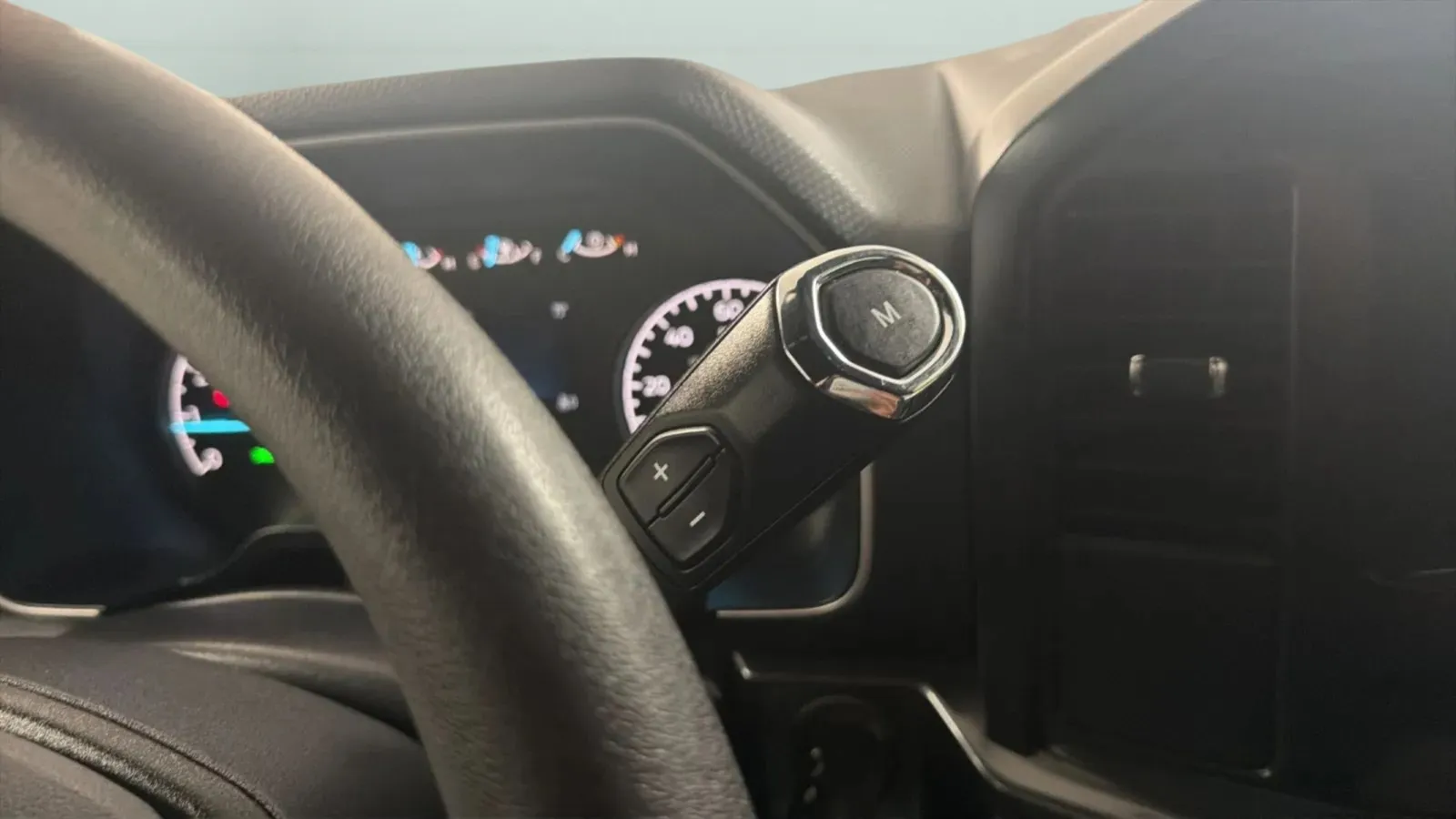 Ford F-150 photo 12