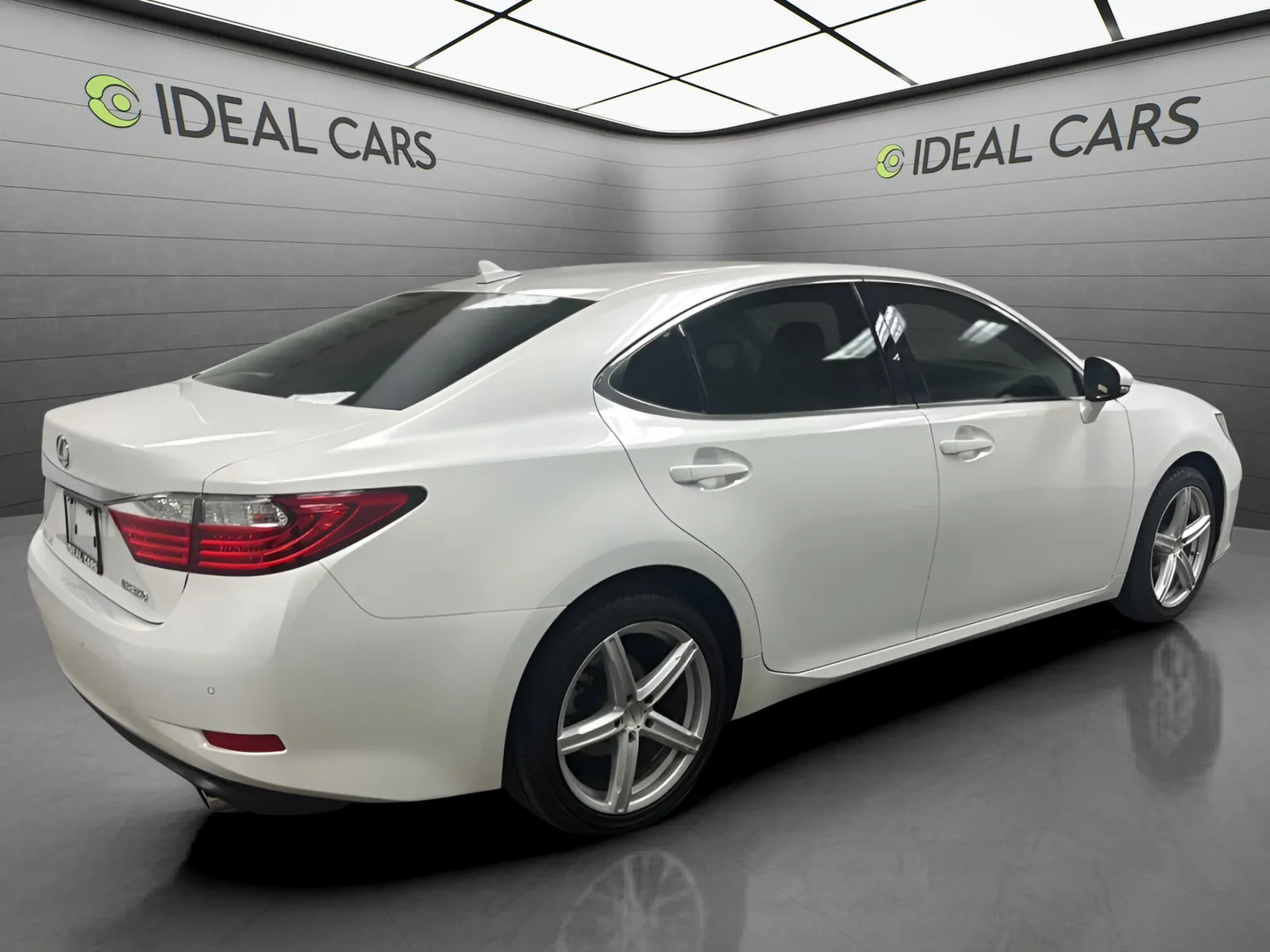 Lexus ES photo 5