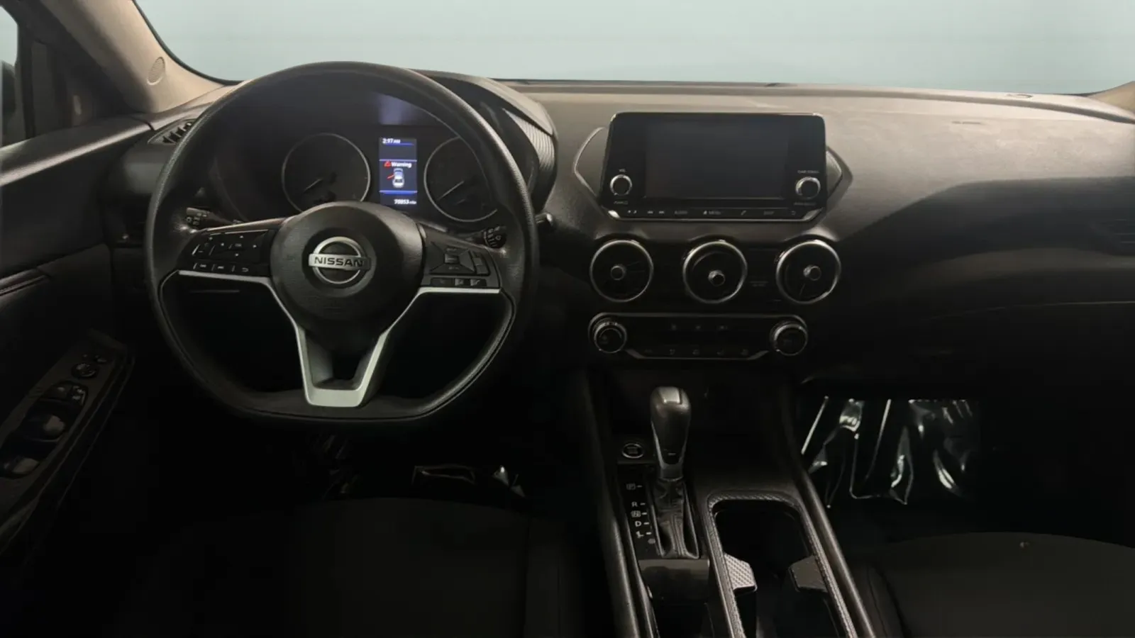 Nissan Sentra photo 10