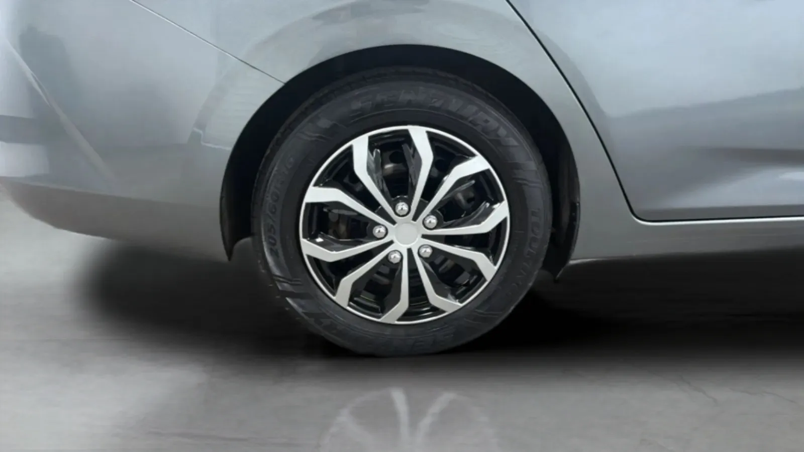 Nissan Sentra photo 27