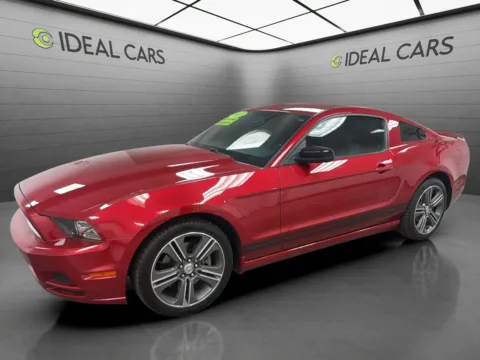 Red 2013 Ford Mustang V6 for sale in Mesa, AZ