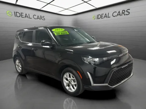 Another view of 2023 Kia Soul LX for sale in Mesa, AZ at Ideal Cars - at Alma School Rd