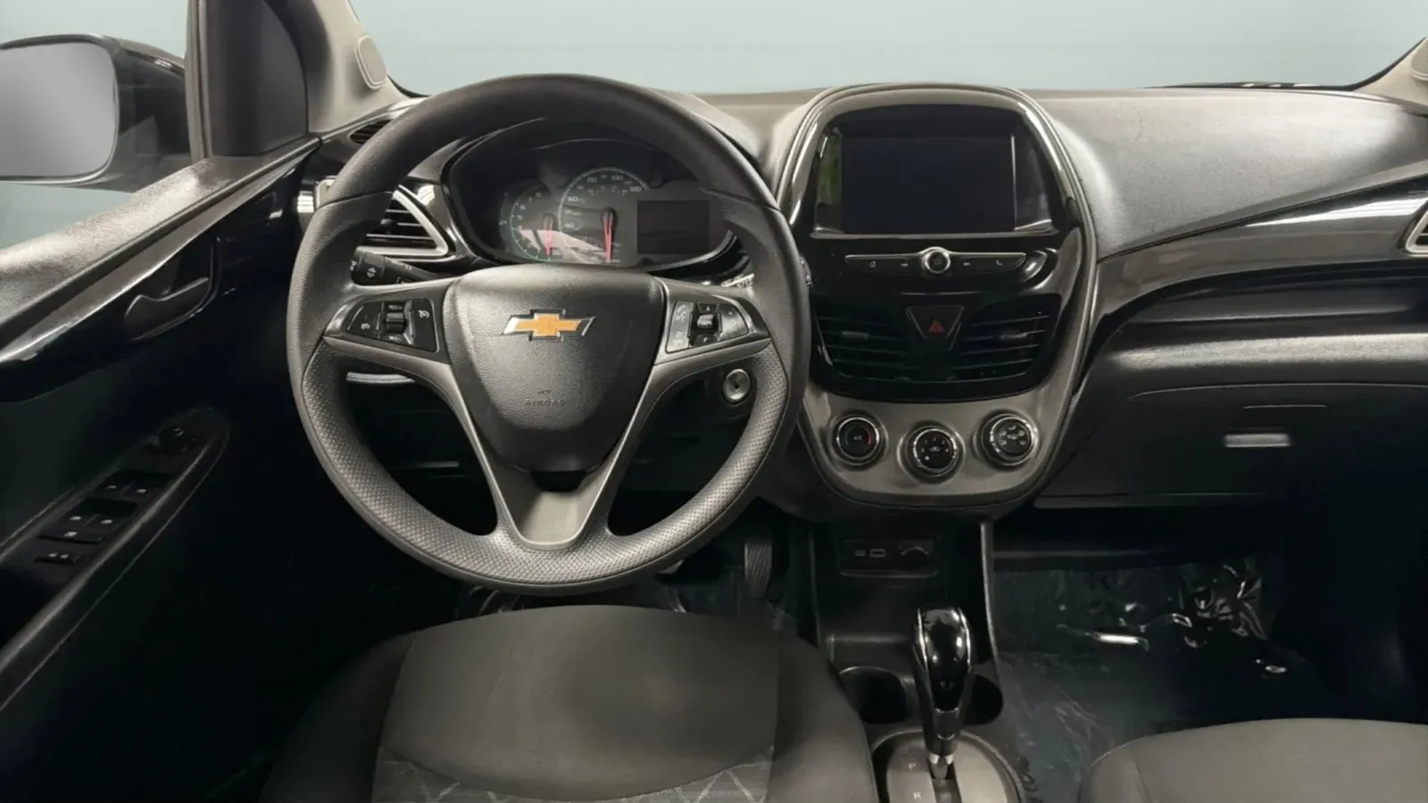 Chevrolet Spark photo 10
