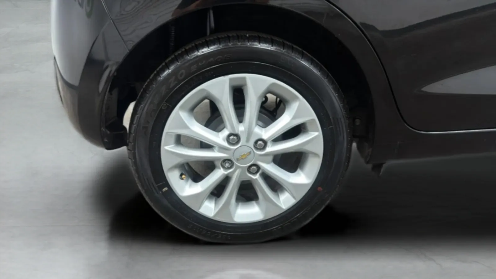 Chevrolet Spark photo 24