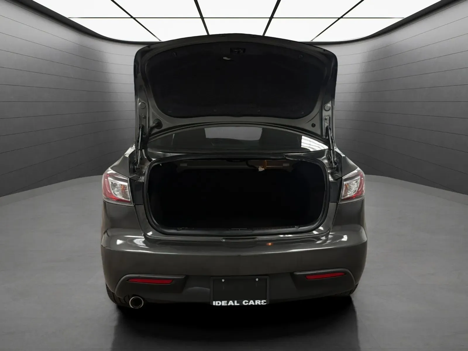Mazda Mazda3 photo 9