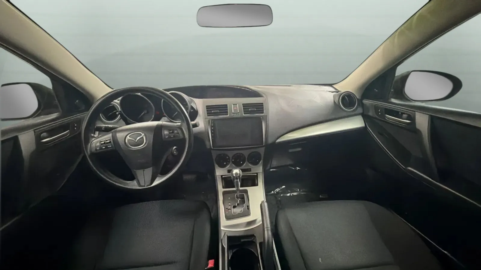 Mazda Mazda3 photo 10
